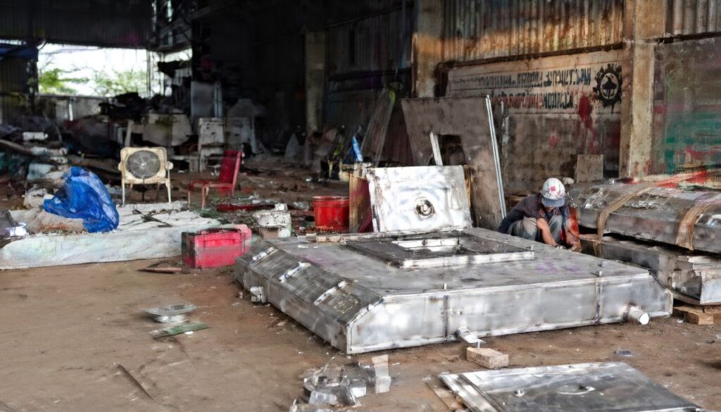 Proyek Water Tank For Gerbong New Generation — PT. INKA